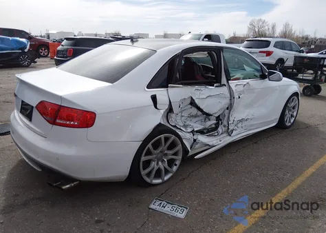 2010 Audi S4 3.0 Premium Plus из США, поврежденный, VIN WAUDGAFL1AA144623